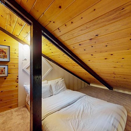 Creekside Cabin Rhododendron Екстер'єр фото