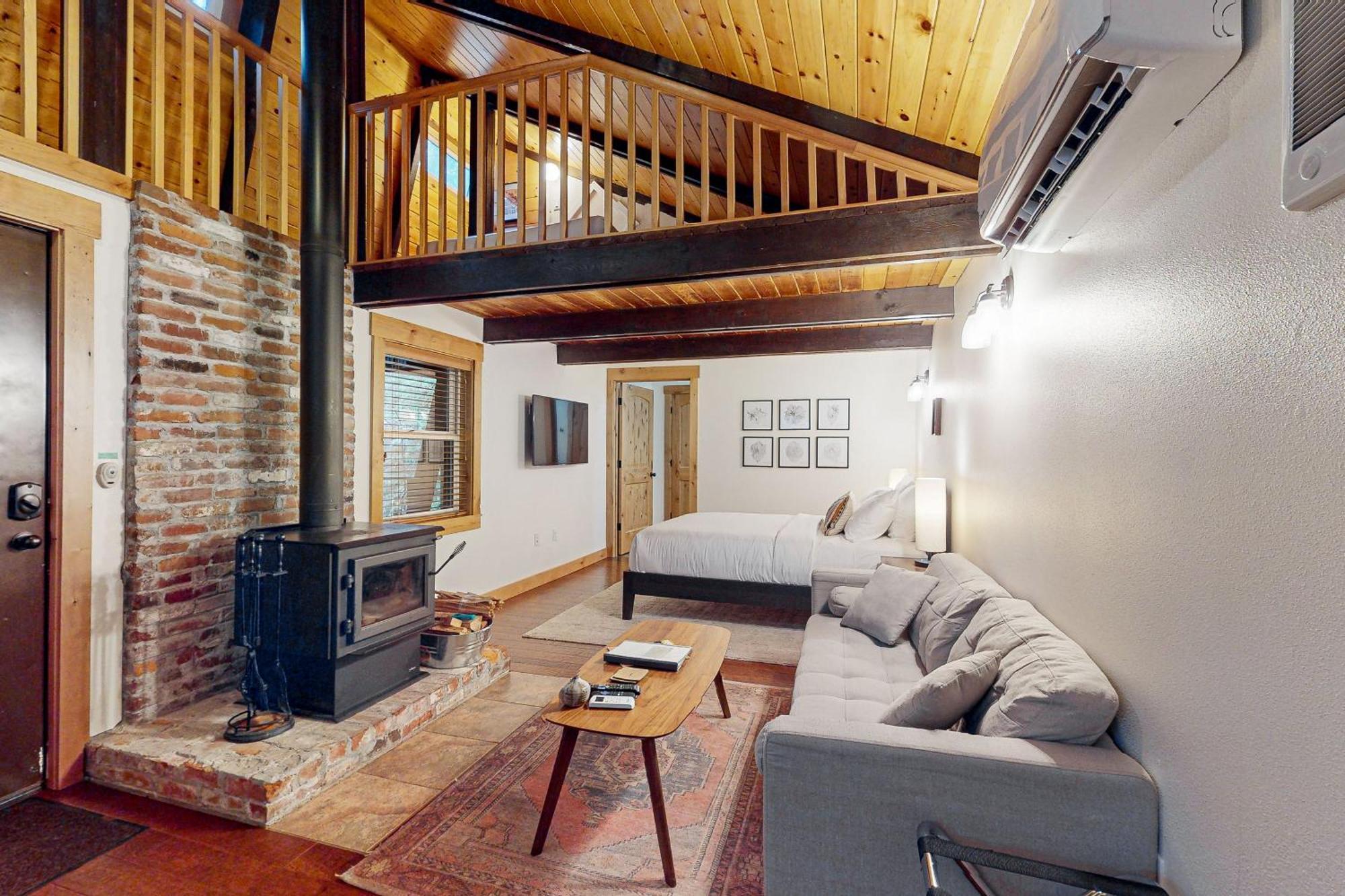 Creekside Cabin Rhododendron Екстер'єр фото
