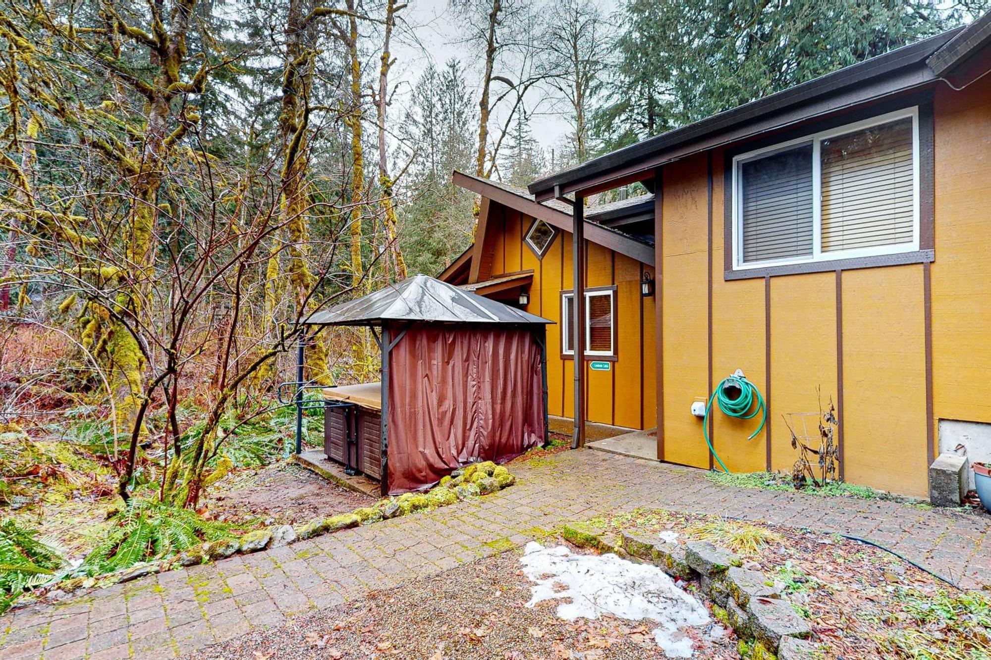 Creekside Cabin Rhododendron Екстер'єр фото